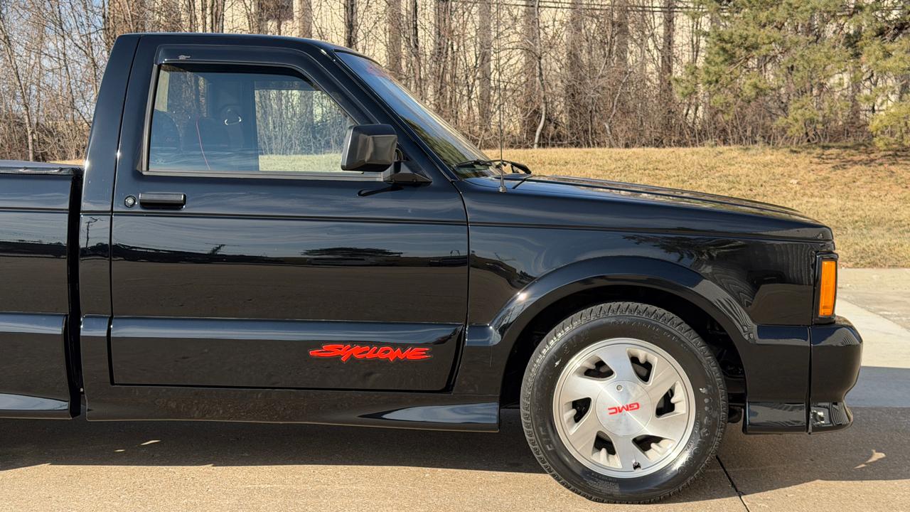 GMC Syclone  1991
