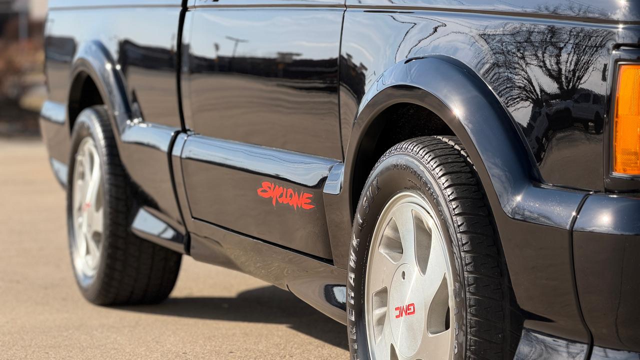 GMC Syclone  1991