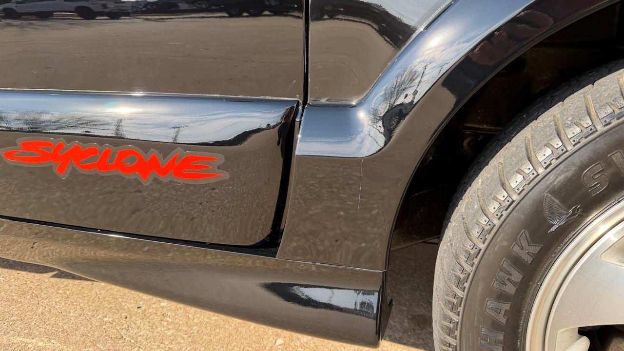 GMC Syclone  1991