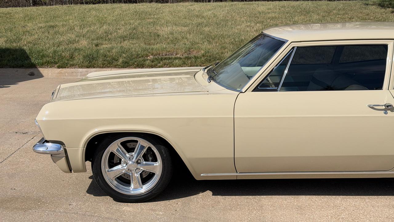 Chevrolet Biscayne  1965