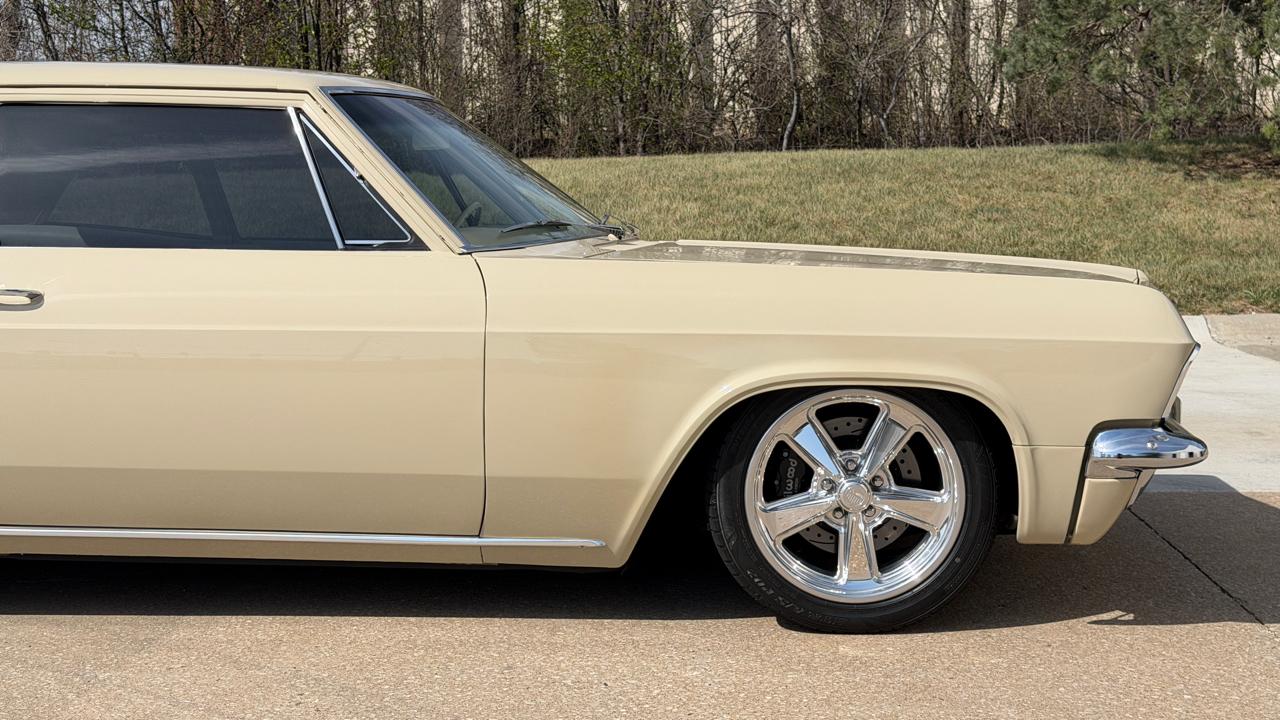 Chevrolet Biscayne  1965