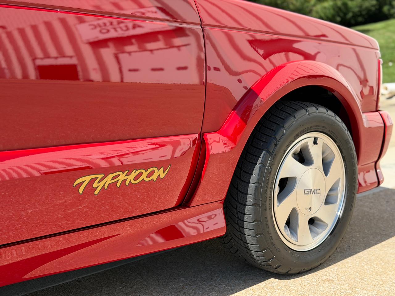 GMC Typhoon  1993
