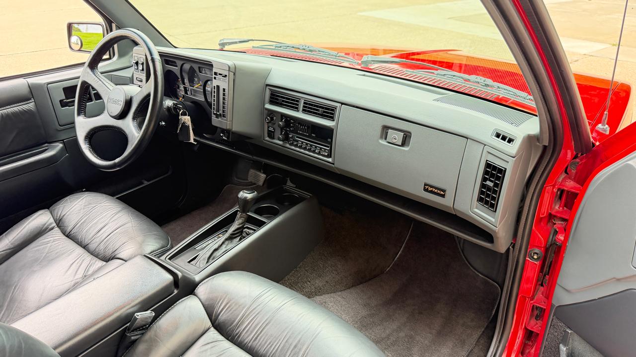 GMC Typhoon  1993