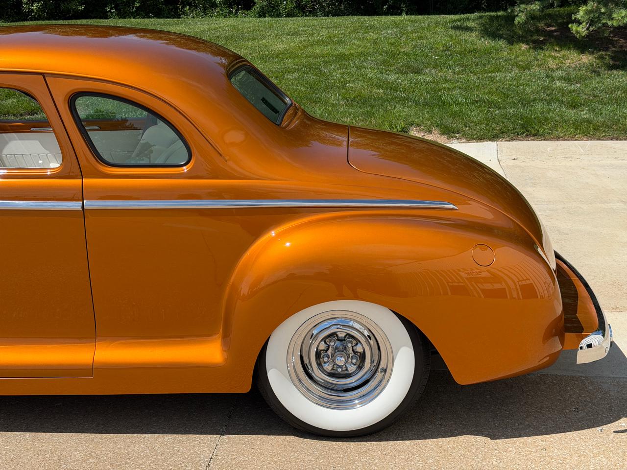 Plymouth Deluxe  1947