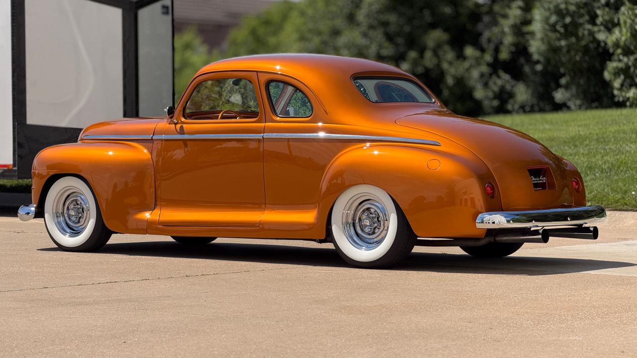 Plymouth Deluxe  1947