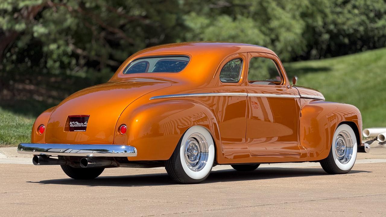 Plymouth Deluxe  1947
