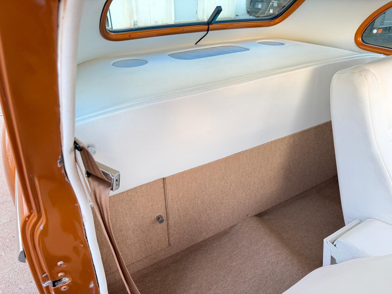 Plymouth Deluxe  1947