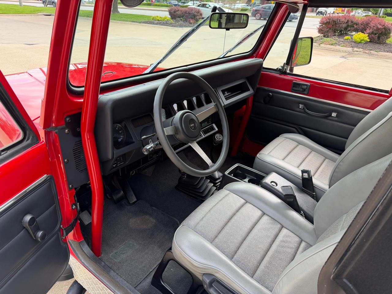 Jeep Wrangler 2dr SE 1994
