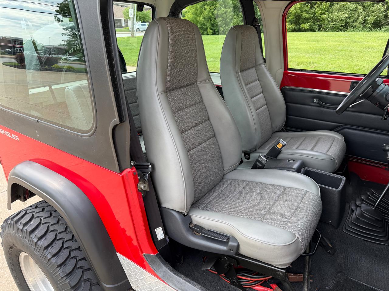 Jeep Wrangler 2dr SE 1994