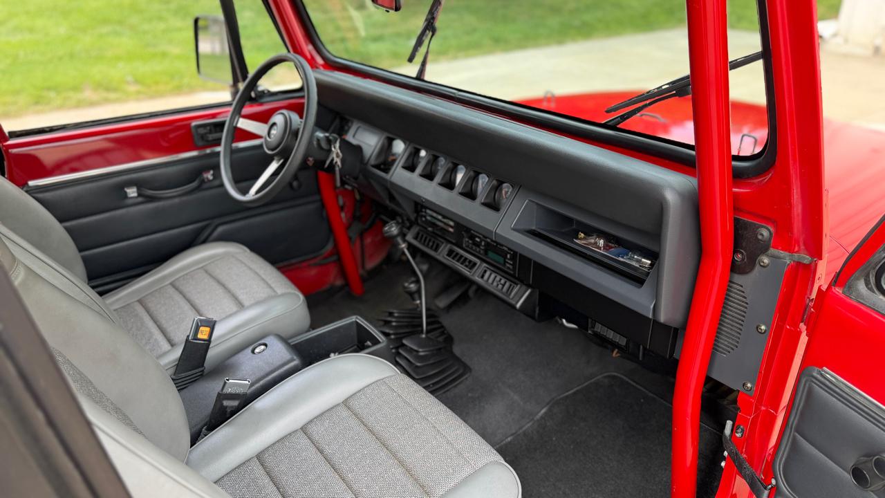 Jeep Wrangler 2dr SE 1994