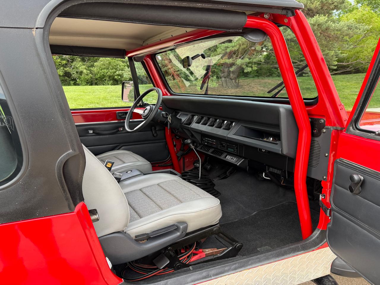 Jeep Wrangler 2dr SE 1994