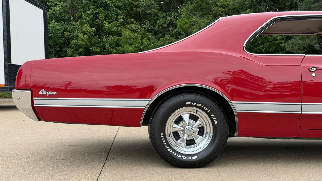 Oldsmobile Starfire  1966