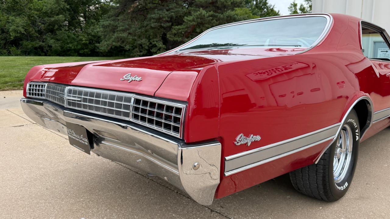 Oldsmobile Starfire  1966
