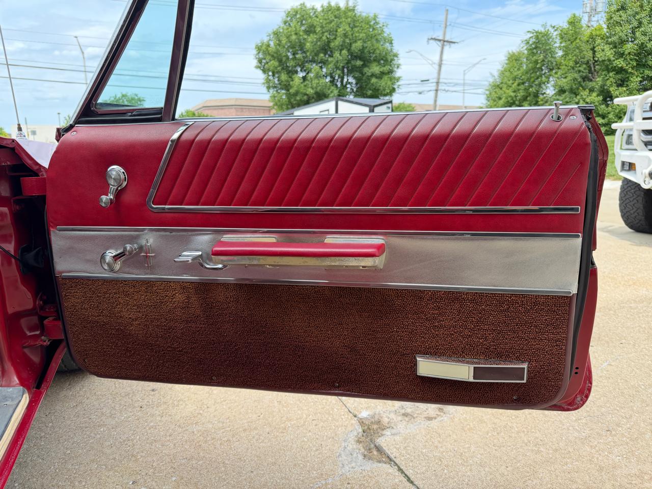 Oldsmobile Starfire  1966