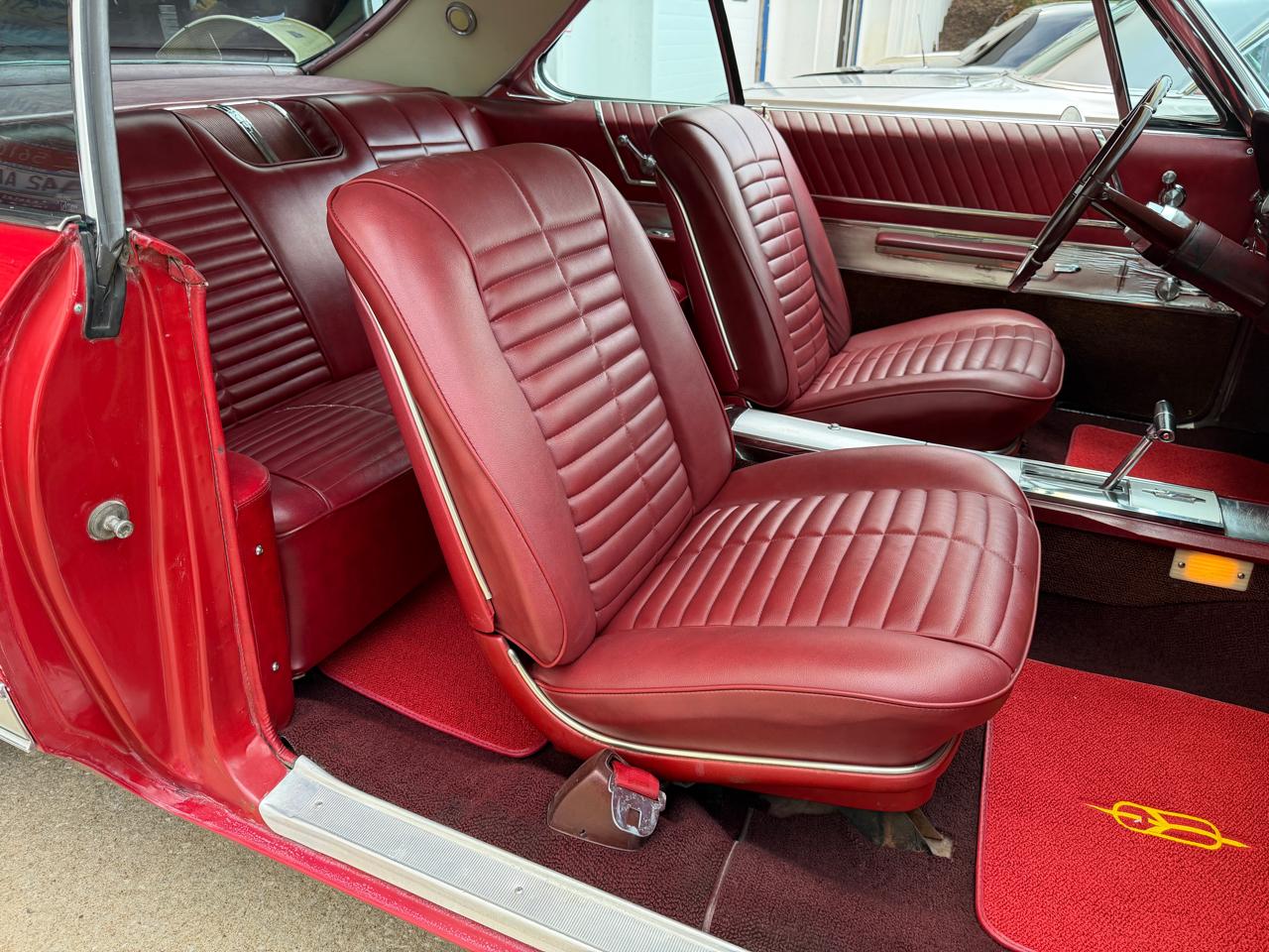 Oldsmobile Starfire  1966