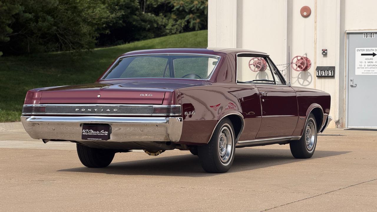 Pontiac GTO  1965