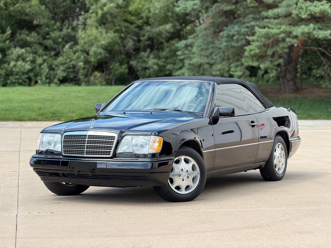 Mercedes-Benz E Class  1995