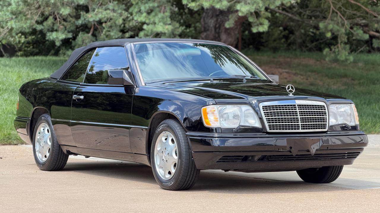 Mercedes-Benz E Class  1995