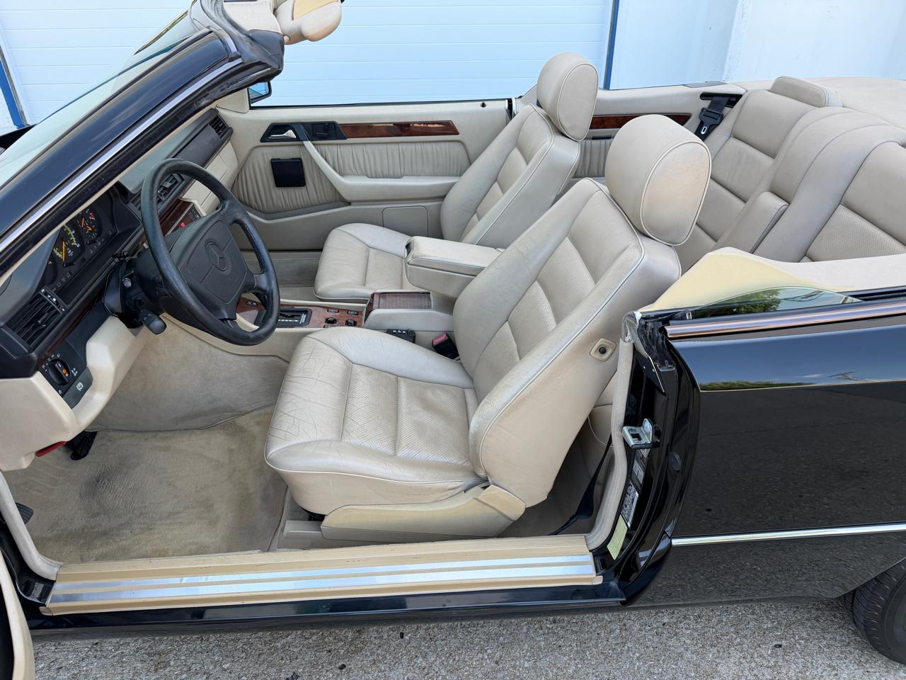 Mercedes-Benz E Class  1995