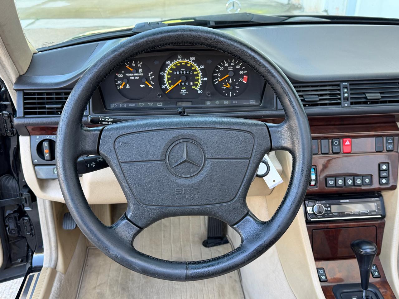 Mercedes-Benz E Class  1995
