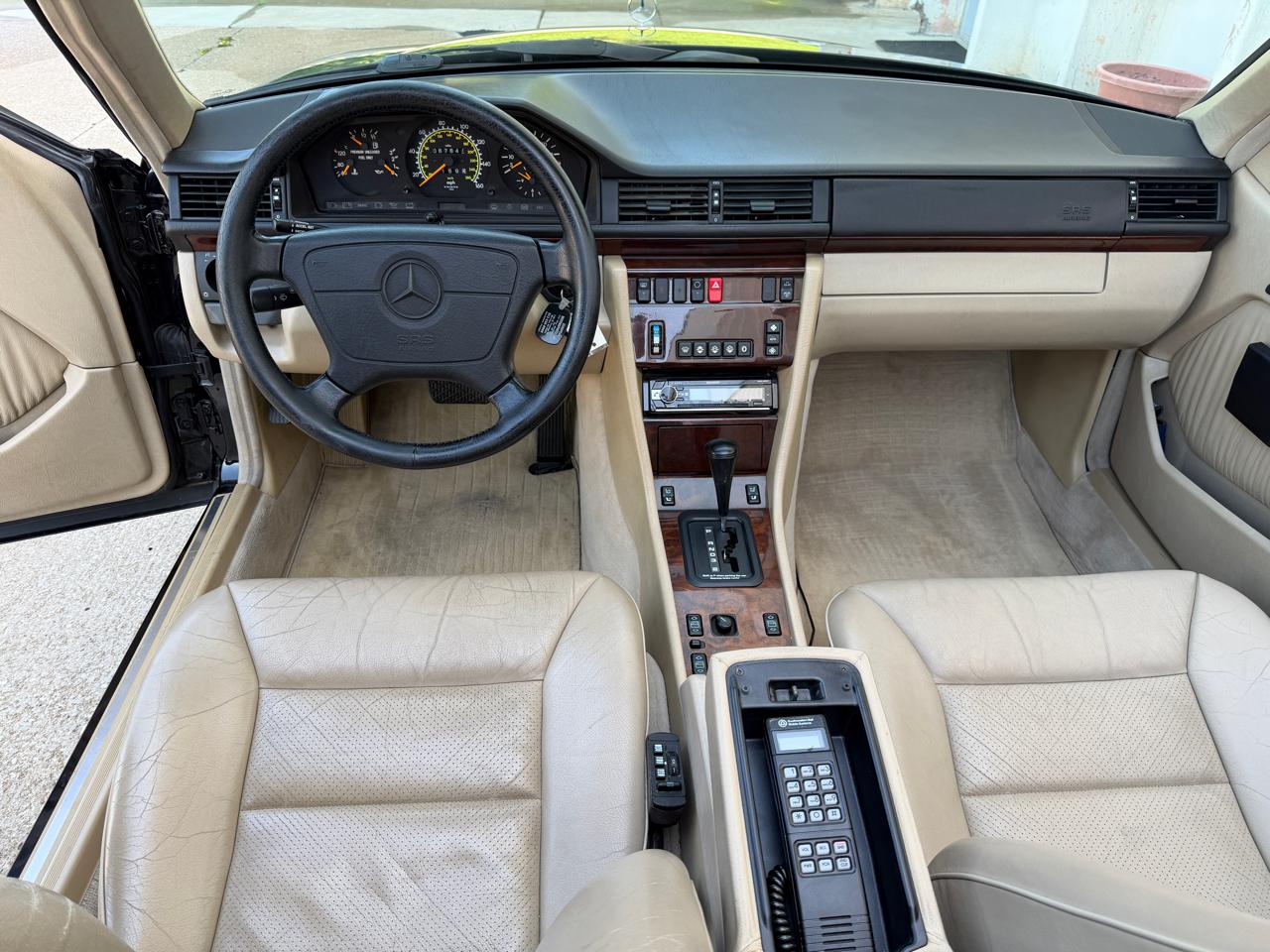 Mercedes-Benz E Class  1995