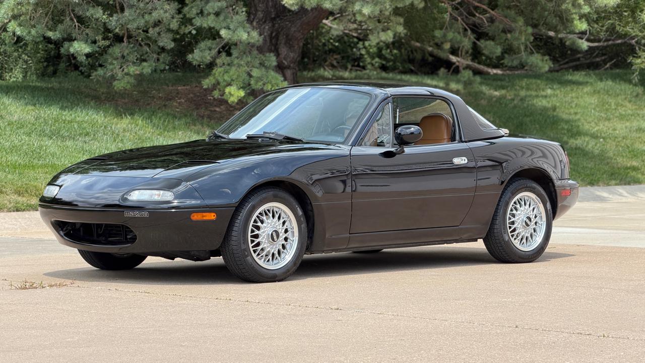 Mazda MX-5 Miata  1992