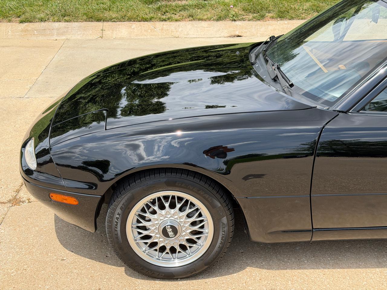 Mazda MX-5 Miata  1992