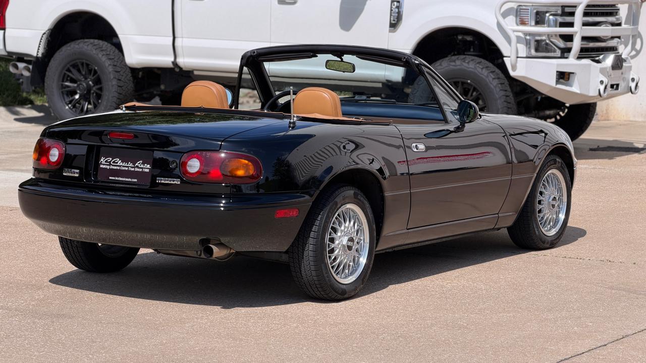 Mazda MX-5 Miata  1992