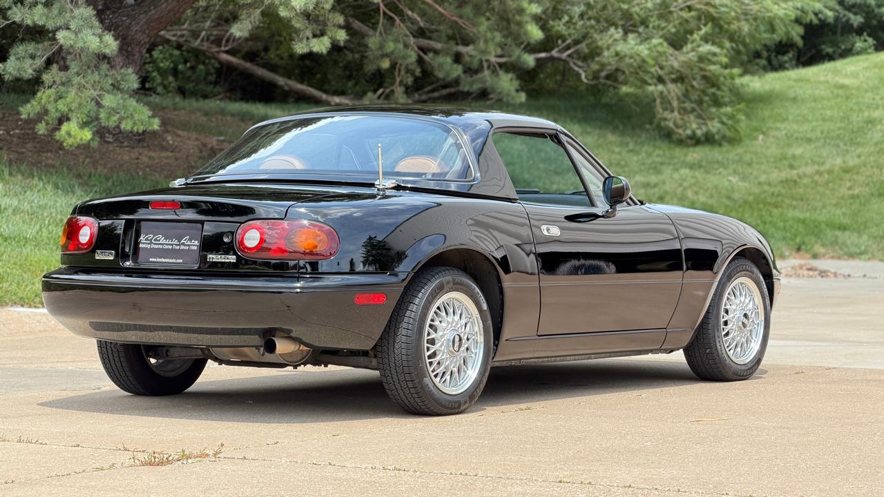 Mazda MX-5 Miata  1992