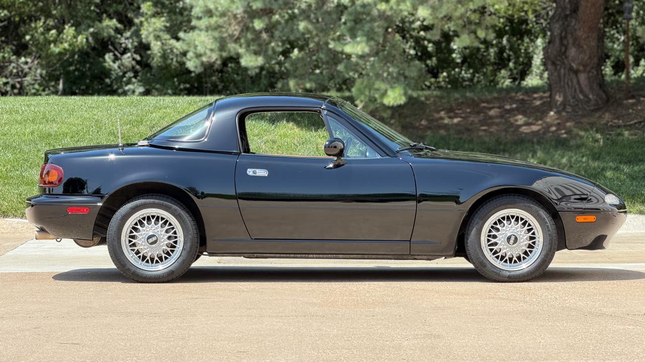 Mazda MX-5 Miata  1992