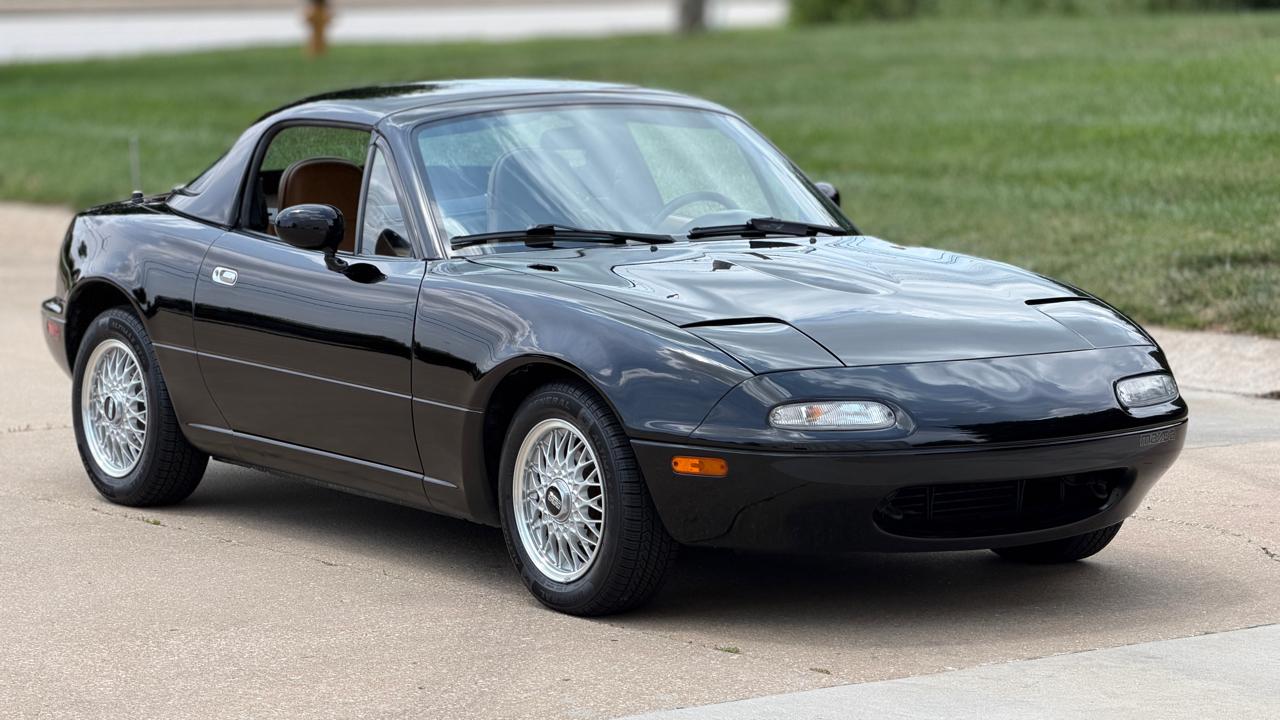 Mazda MX-5 Miata  1992