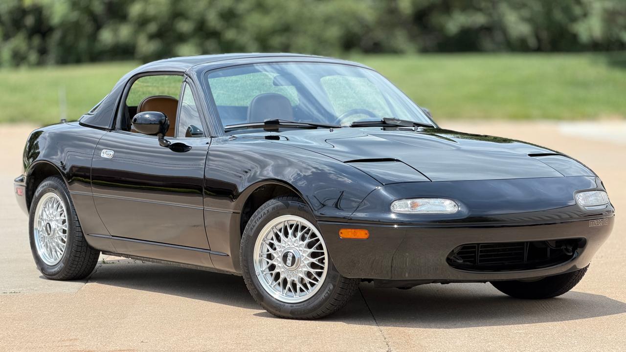 Mazda MX-5 Miata  1992