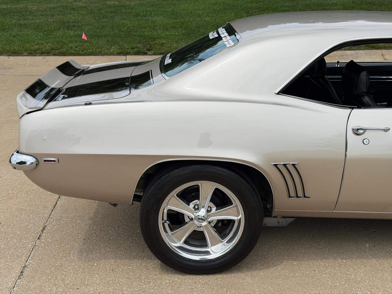 Chevrolet Camaro 2dr Cpe 1969