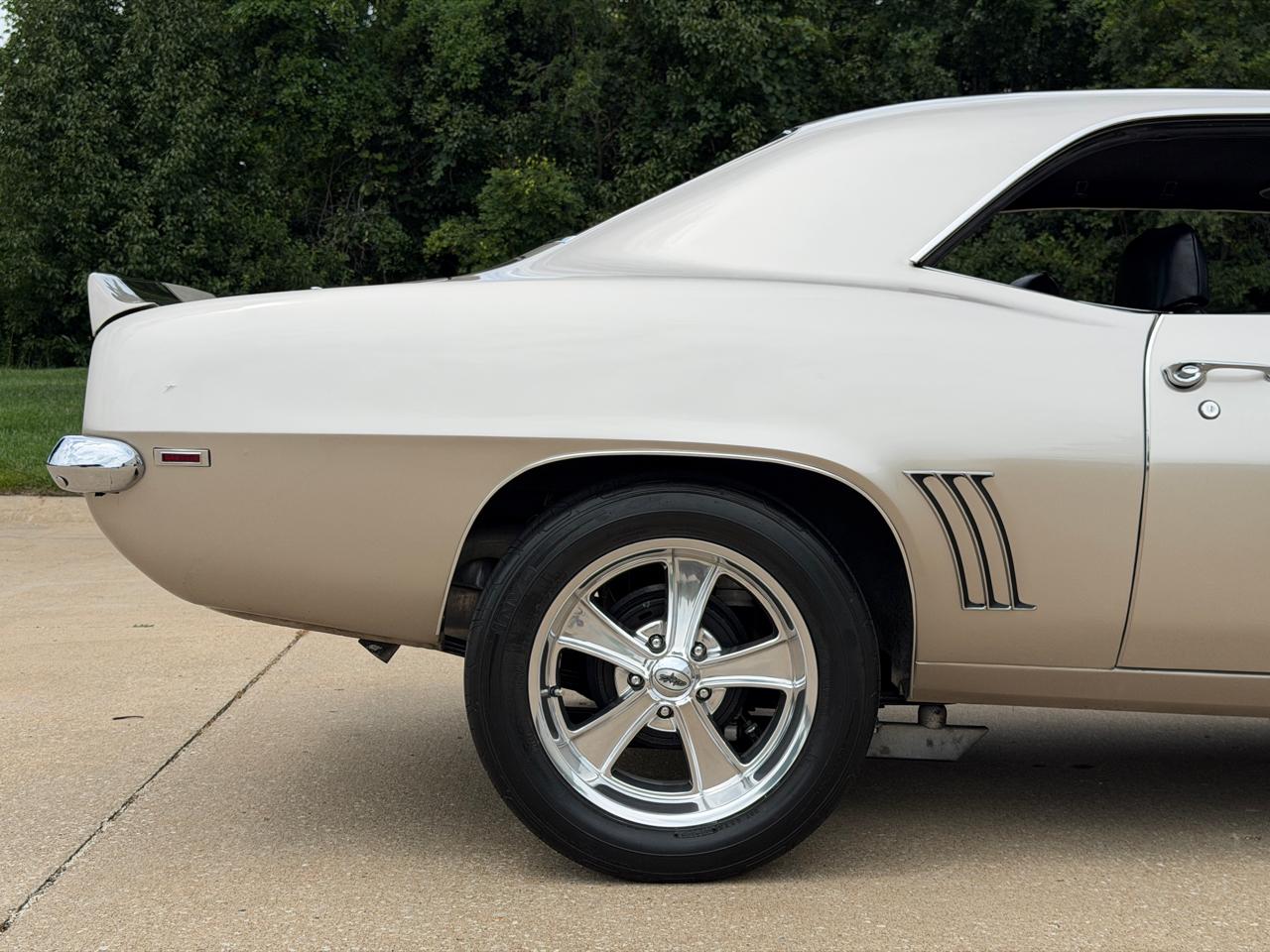 Chevrolet Camaro 2dr Cpe 1969