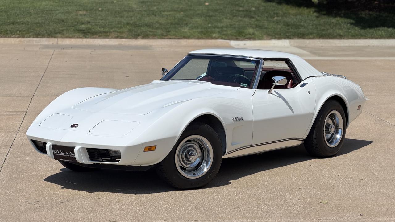 Chevrolet Corvette Convertible 1975