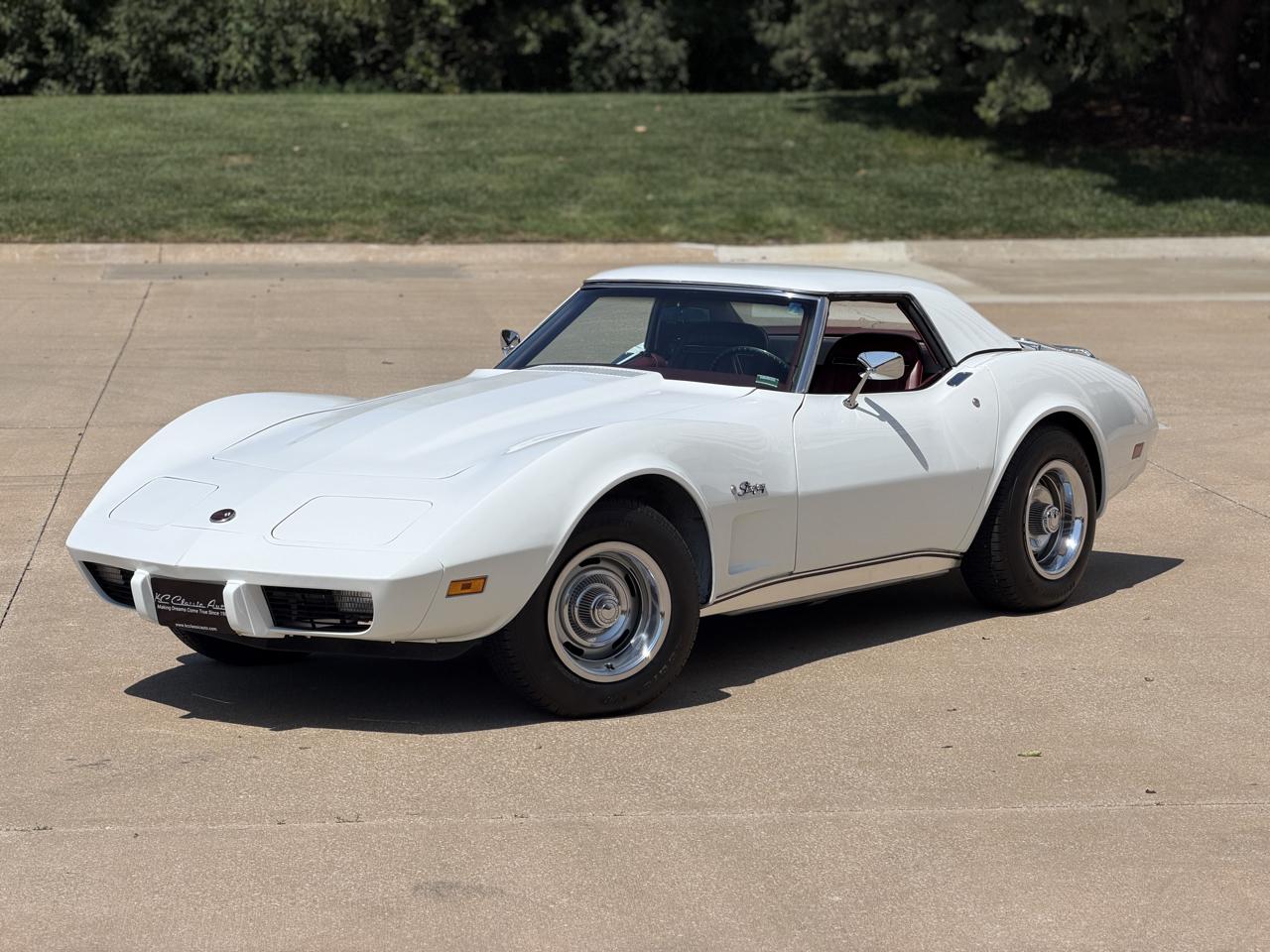 Chevrolet Corvette Convertible 1975