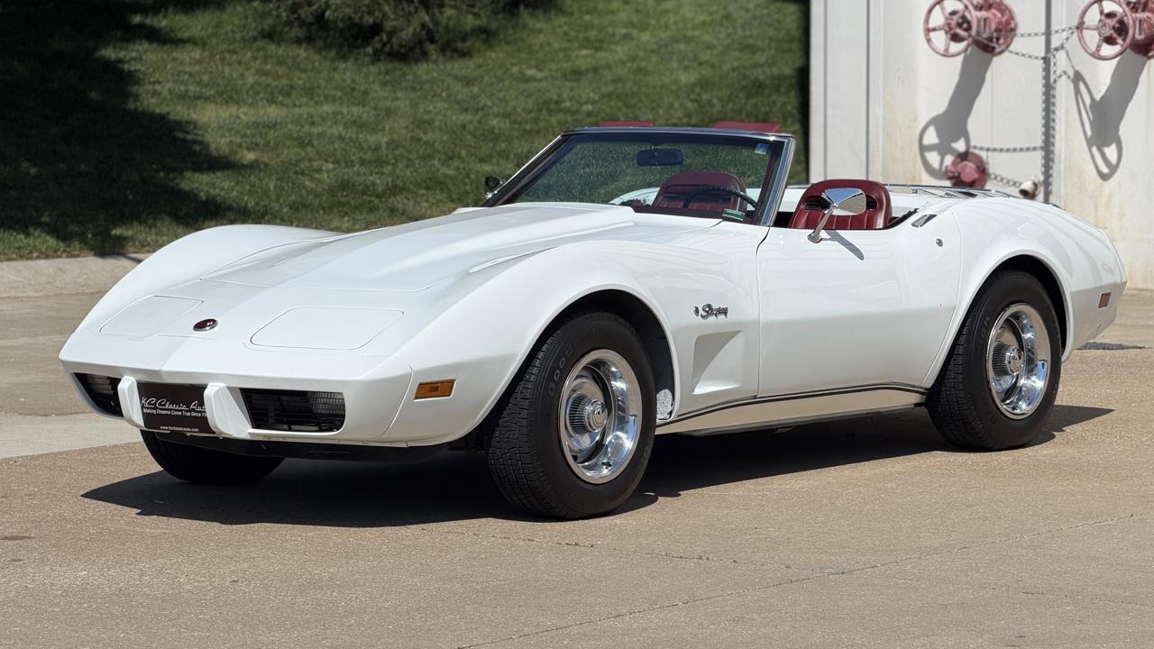 Chevrolet Corvette Convertible 1975