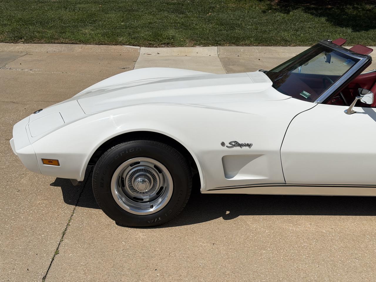 Chevrolet Corvette Convertible 1975