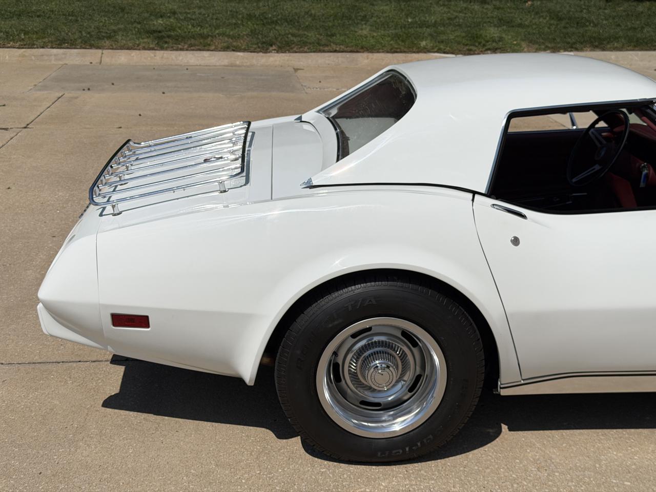 Chevrolet Corvette Convertible 1975