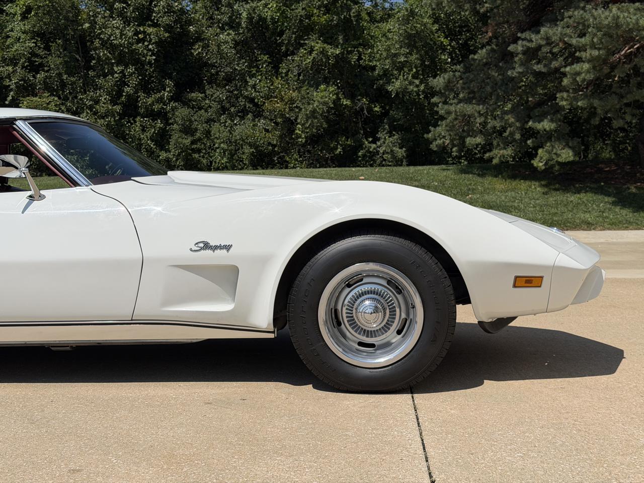 Chevrolet Corvette Convertible 1975