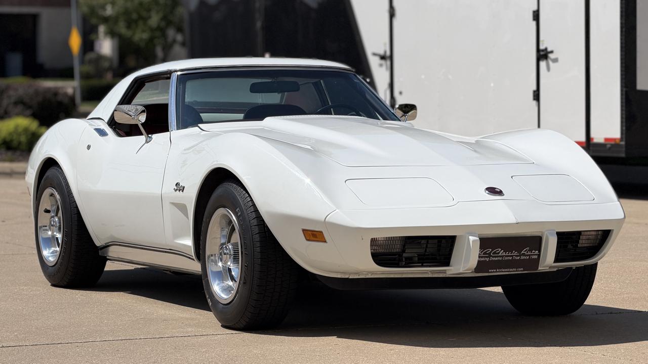 Chevrolet Corvette Convertible 1975