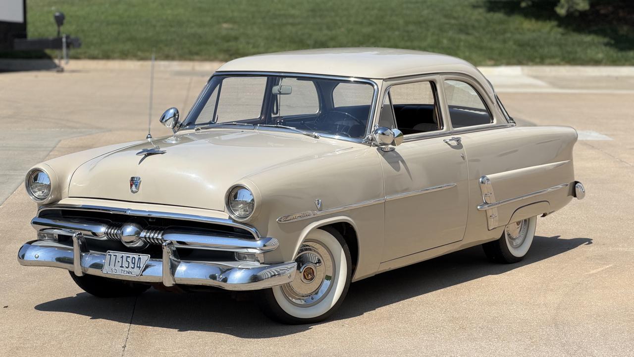 Ford Customline  1953