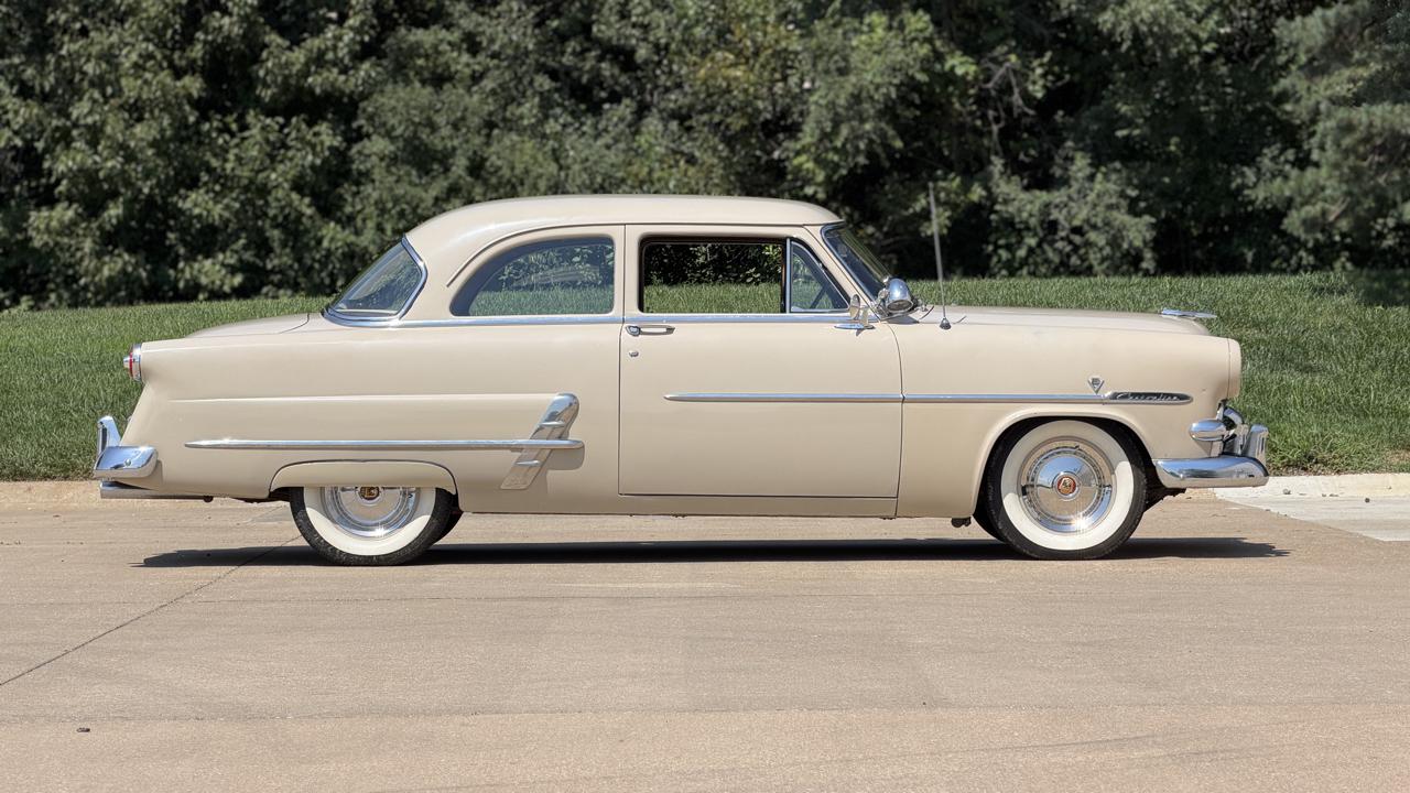 Ford Customline  1953