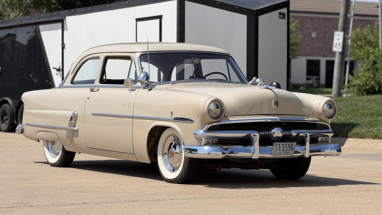 Ford Customline  1953
