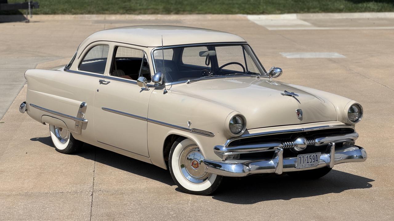 Ford Customline  1953