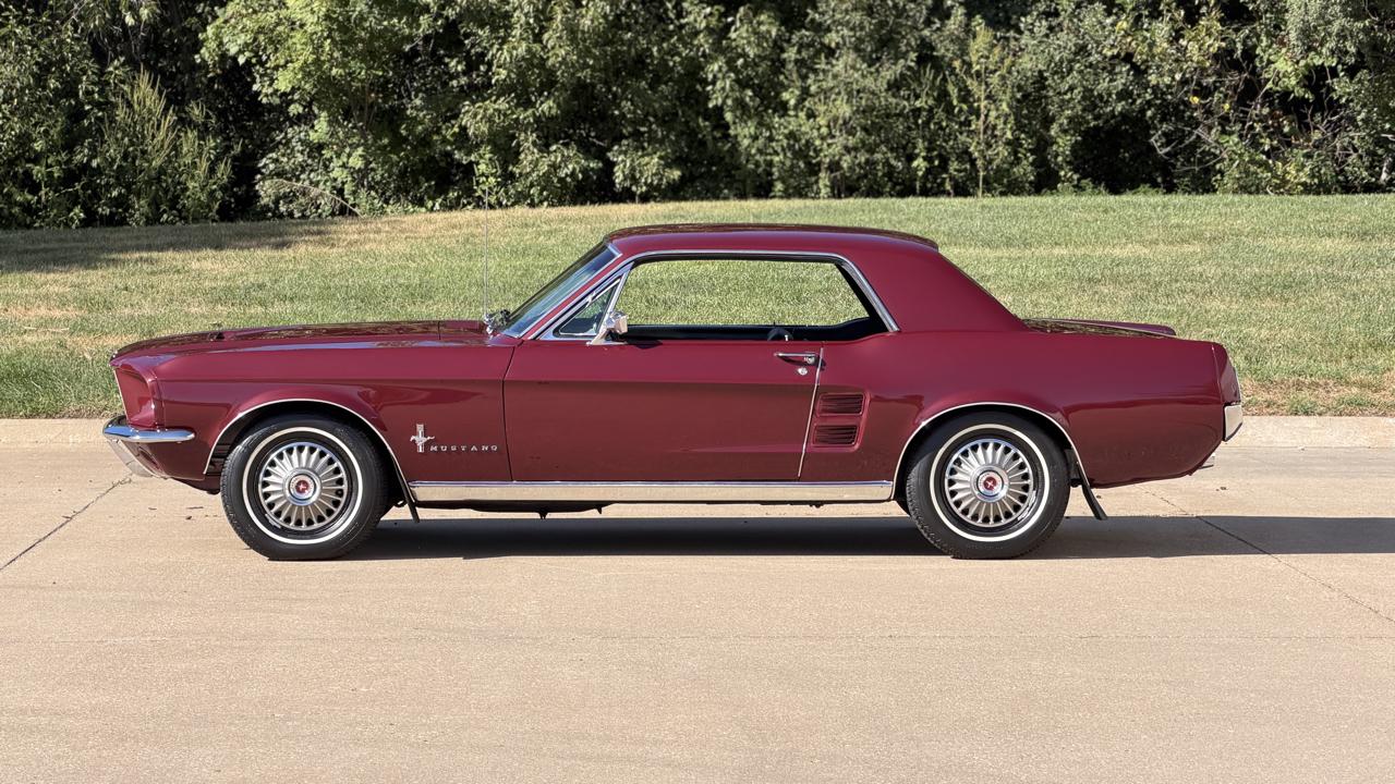 Ford Mustang 2dr Coupe 1967