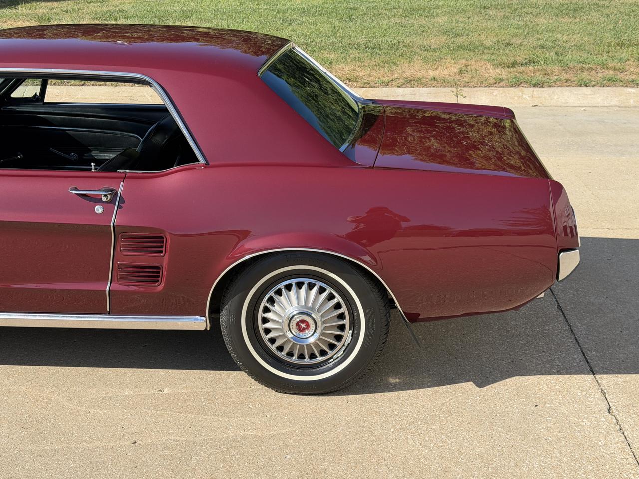 Ford Mustang 2dr Coupe 1967