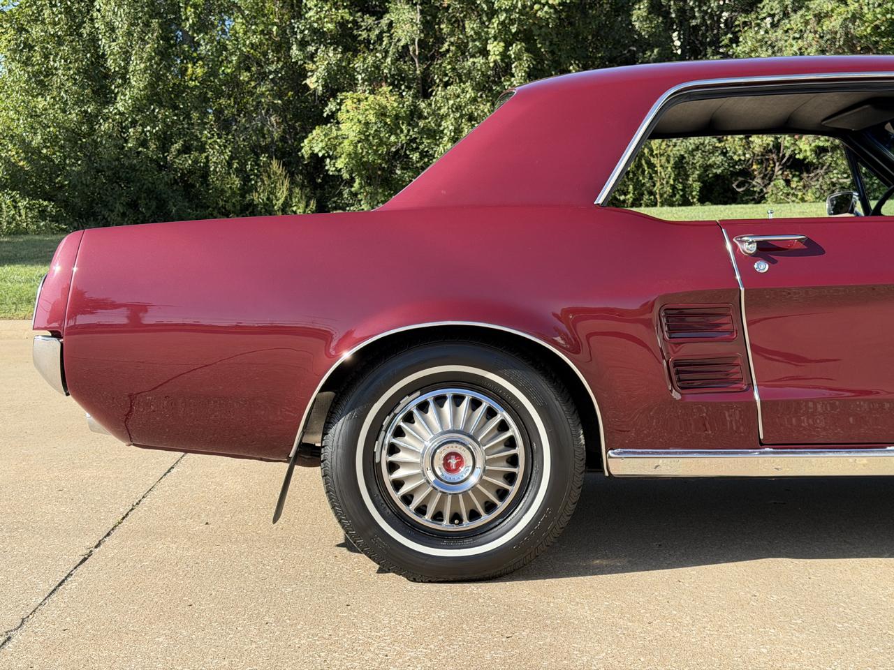 Ford Mustang 2dr Coupe 1967