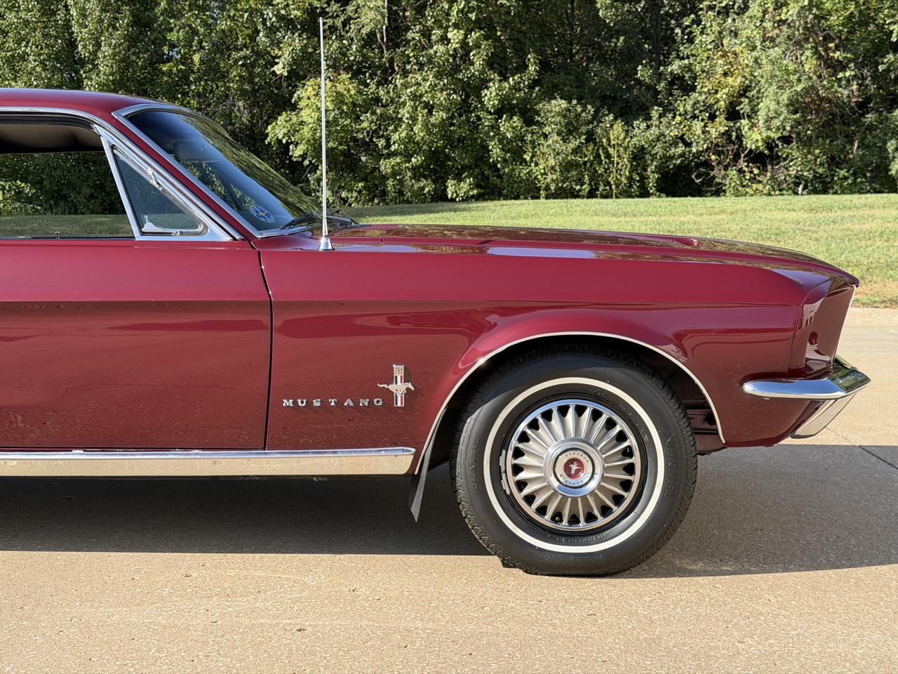 Ford Mustang 2dr Coupe 1967
