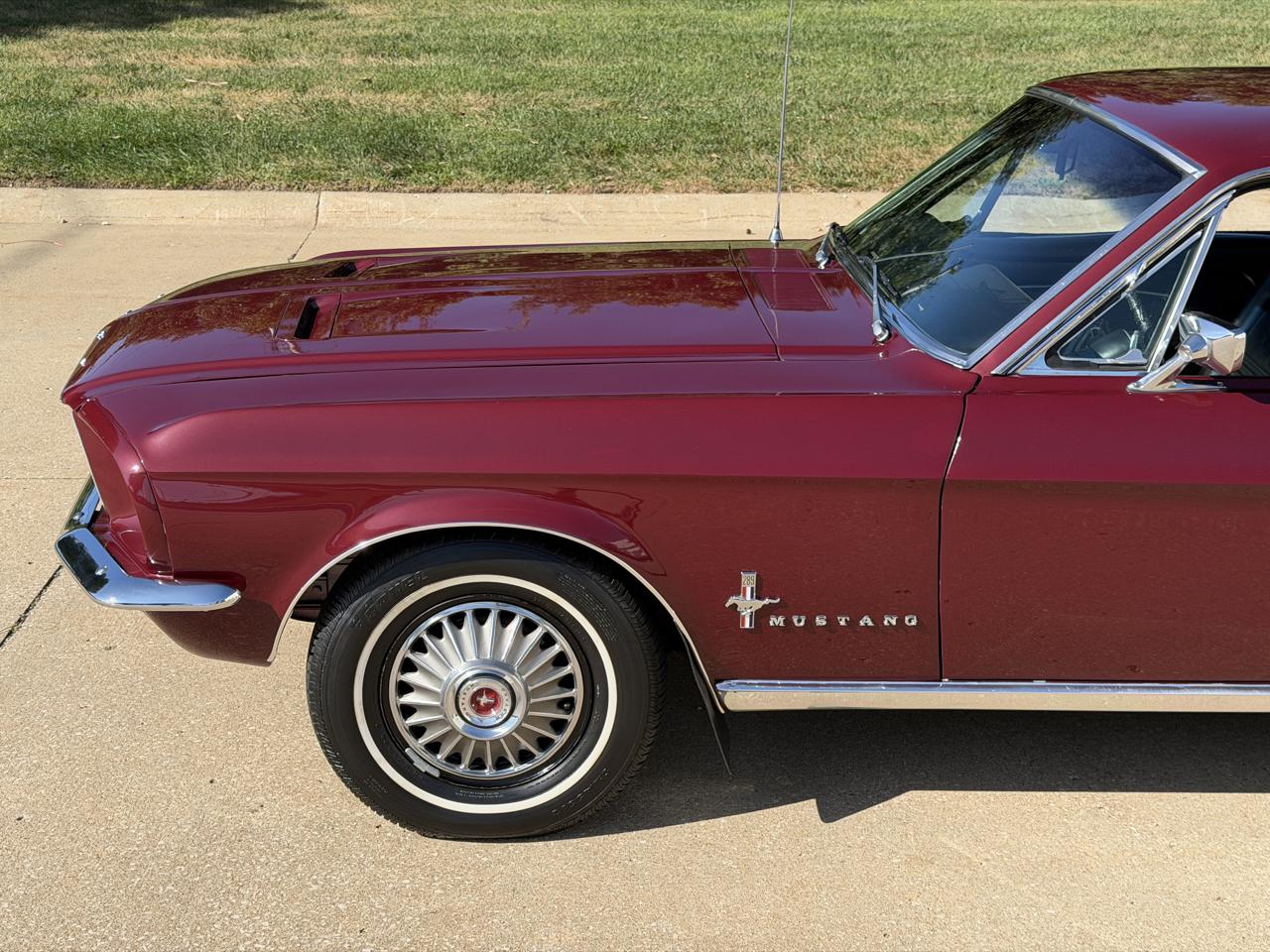 Ford Mustang 2dr Coupe 1967